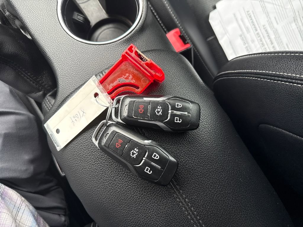 Used 2016 Ford Mustang GT Premium image 30