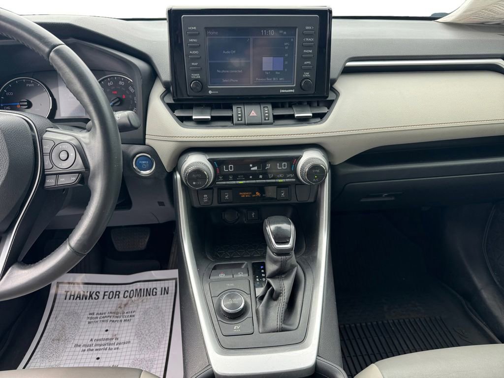 Used 2022 Toyota RAV4 XLE Premium image 13