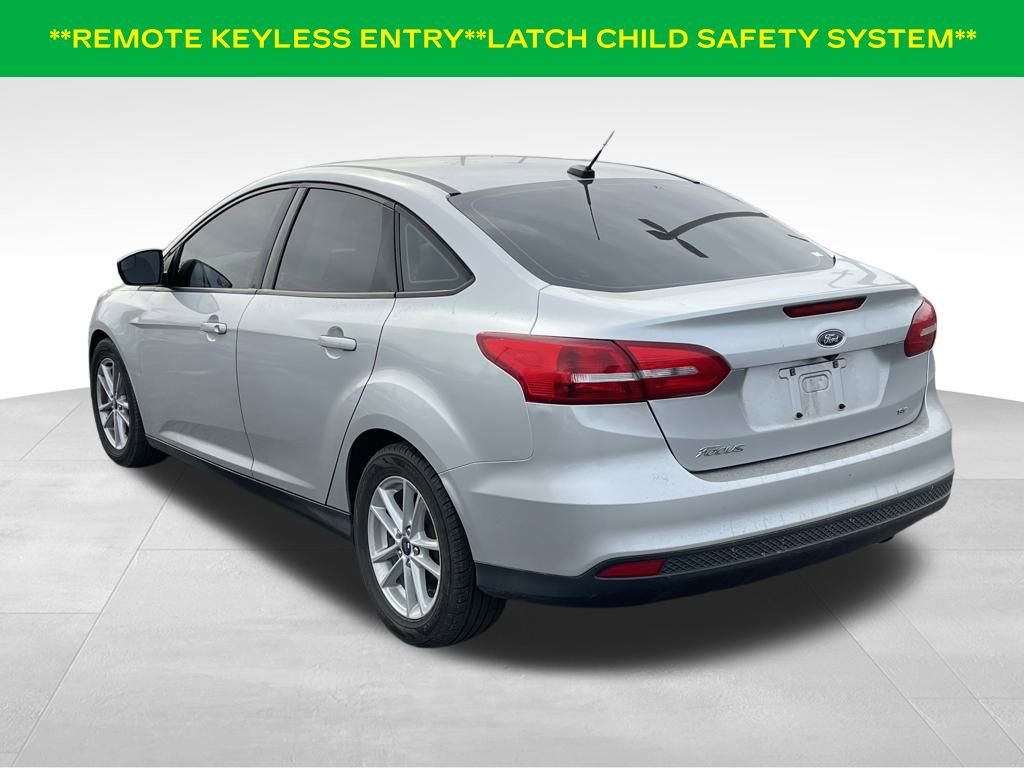 Used 2017 Ford Focus SE image 9