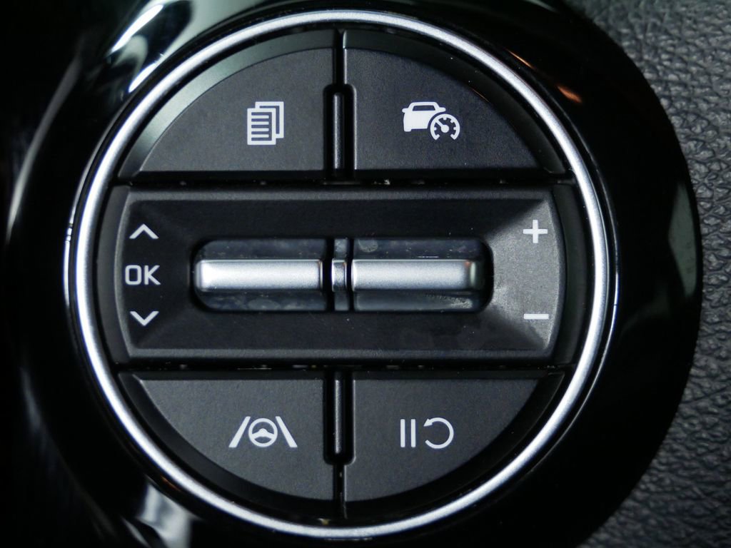 Certified 2023 Kia Soul S image 26