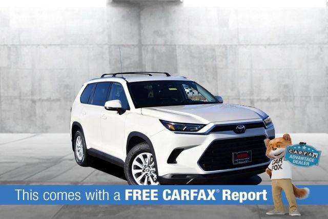 Used 2024 Toyota Grand Highlander XLE image 2