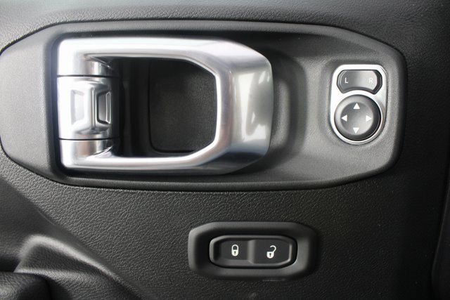 New 2026 Jeep Wrangler Unlimited Rubicon image 14