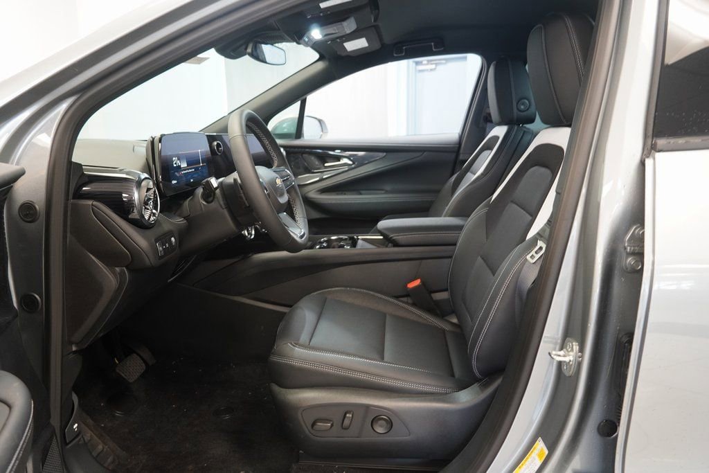New 2026 Chevrolet Blazer EV LT FWD image 4