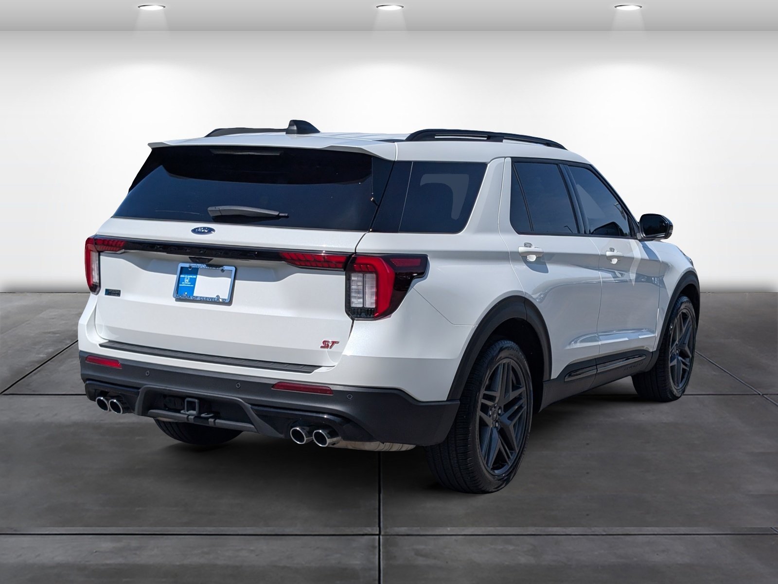 Used 2025 Ford Explorer ST w/ Sun And Sound Package AWD/4WD image 5