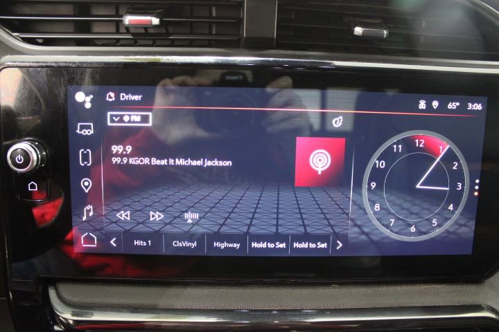 Used 2024 GMC Sierra 1500 AT4 w/ Technology Package image 3