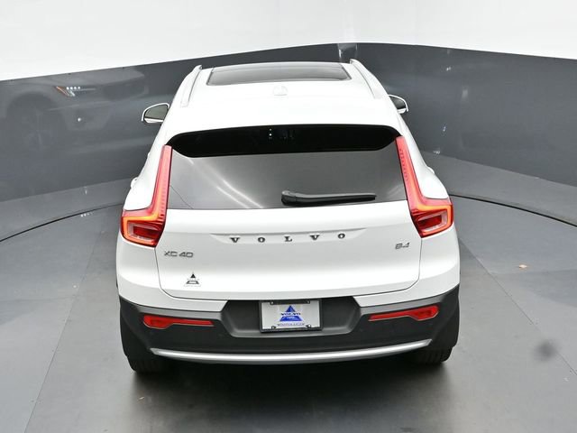 Used 2023 Volvo XC40 B4 Plus w/ Protection Package Premier image 46