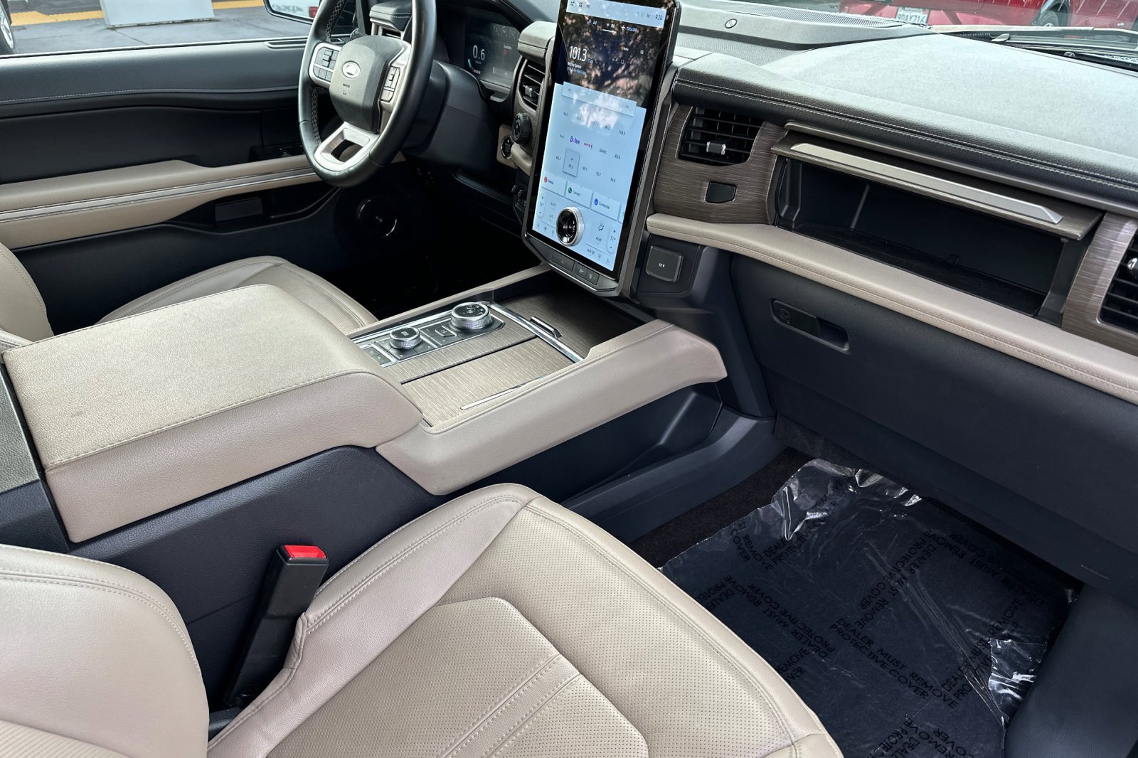 Certified 2022 Ford Expedition Max Limited image 17