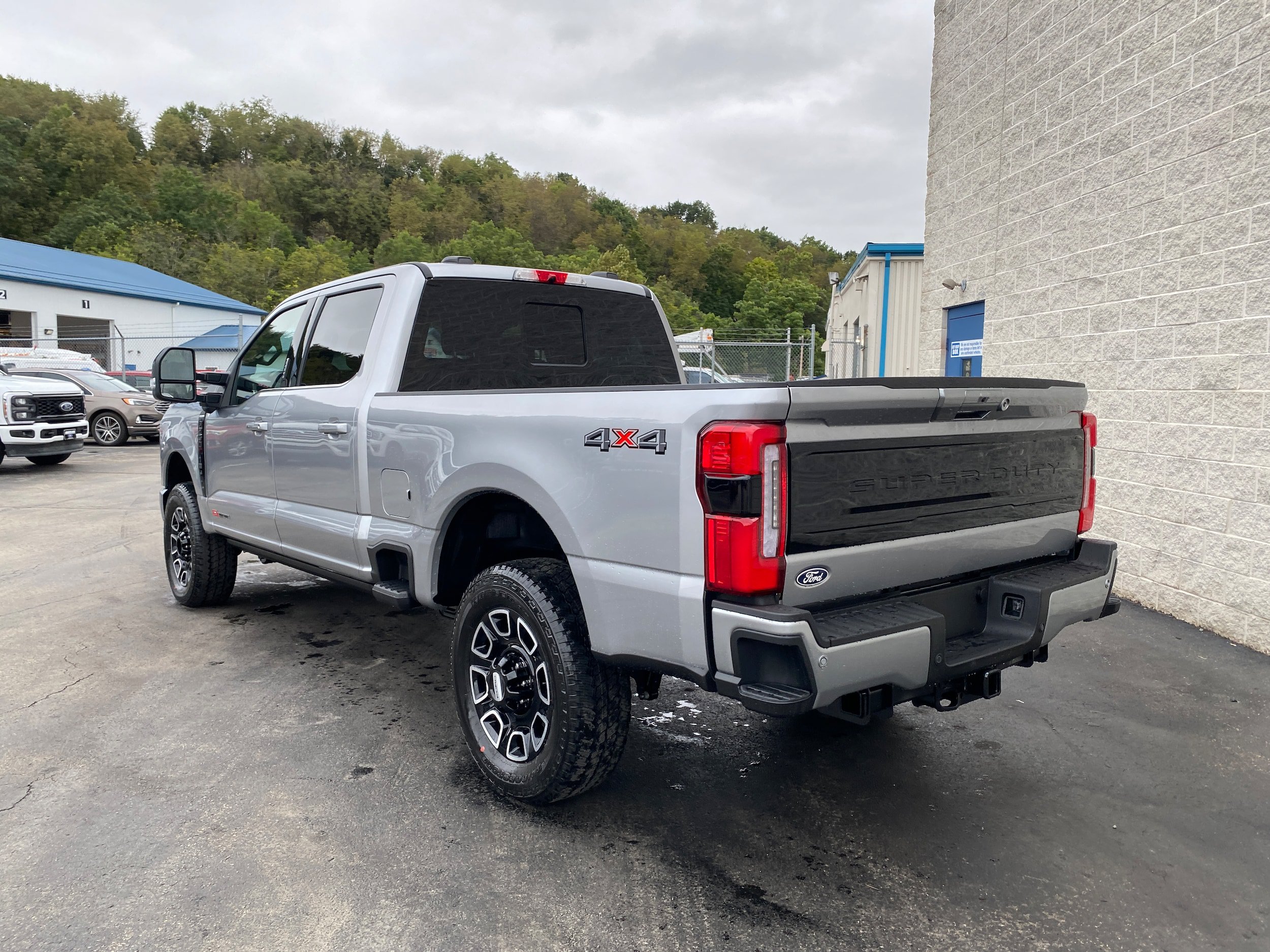New 2027 Ford F250 Platinum AWD/4WD image 9