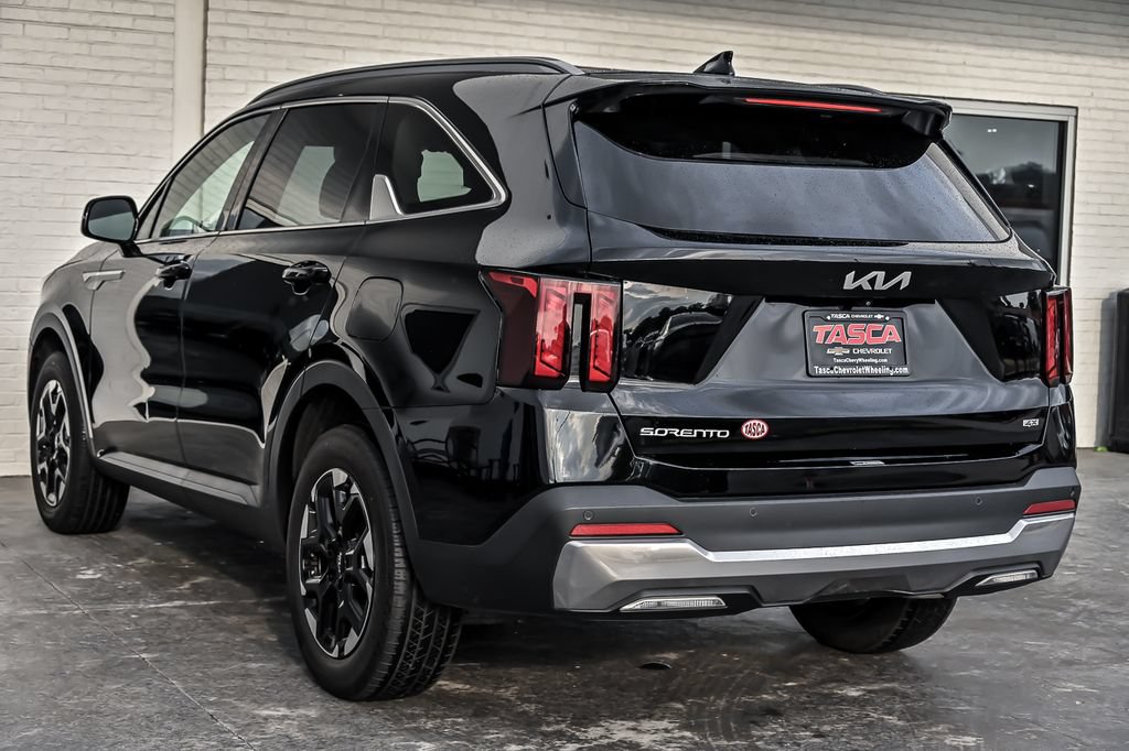 Used 2024 Kia Sorento S w/ Panoramic Sunroof Package AWD/4WD image 8