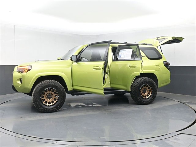Used 2023 Toyota 4Runner TRD Off-Road Premium image 65
