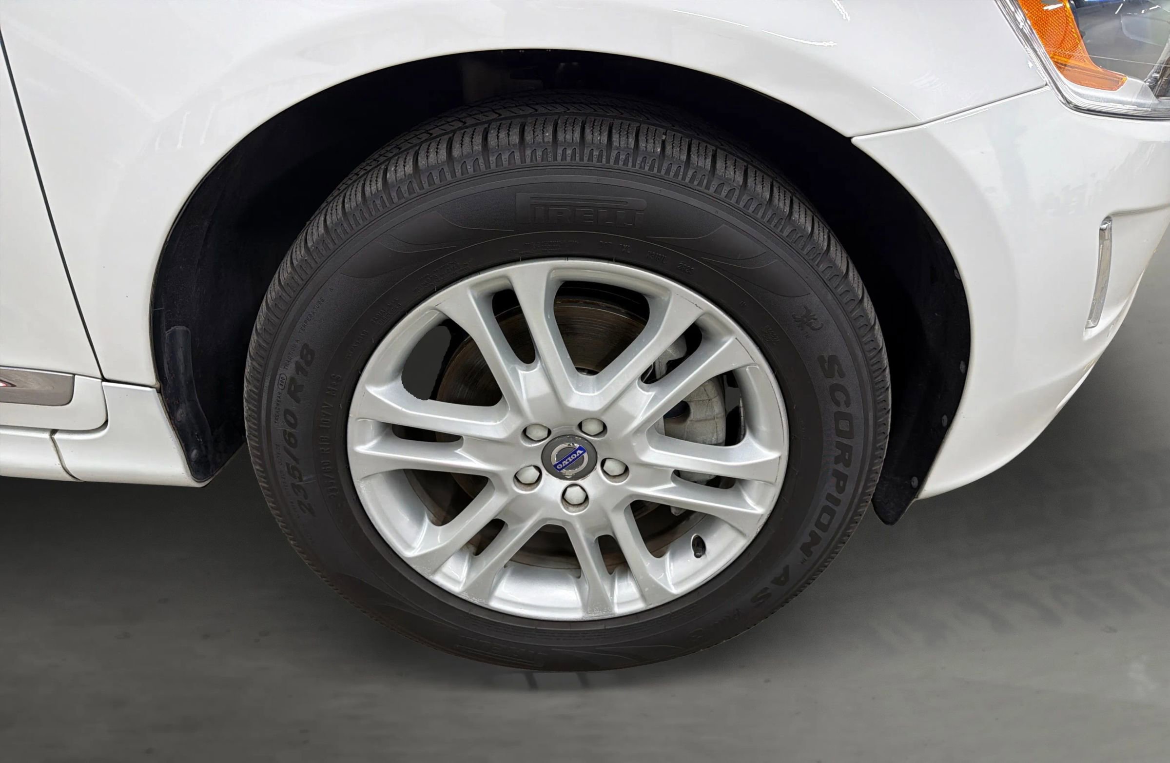 Used 2015 Volvo XC60 T5 Platinum FWD image 20