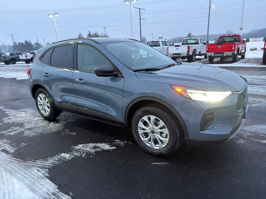 New 2026 Ford Escape Active w/ Active Premium Tech Pack image 7