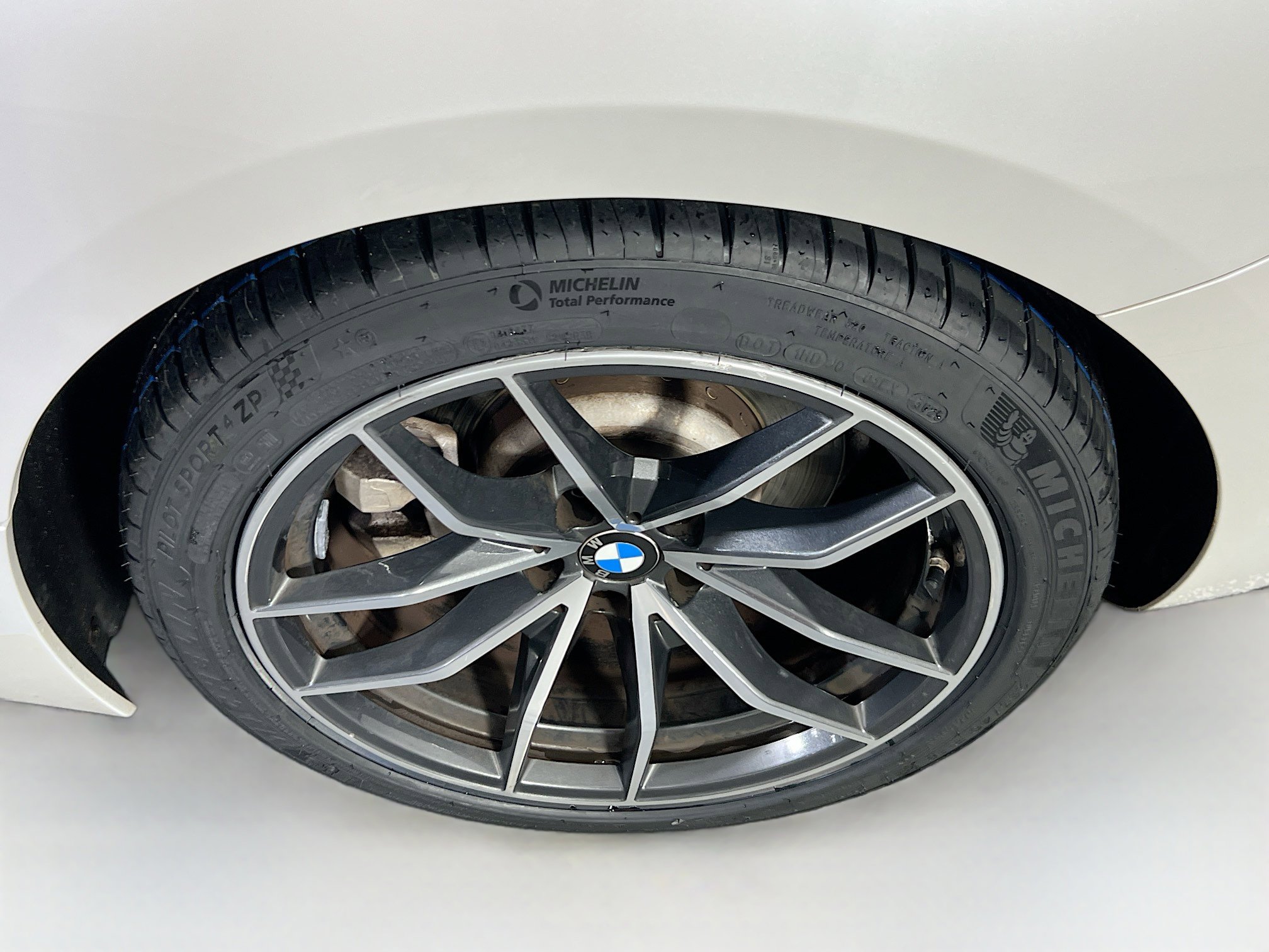 Used 2022 BMW Z4 sDrive30i w/ Driving Assistance Package image 28