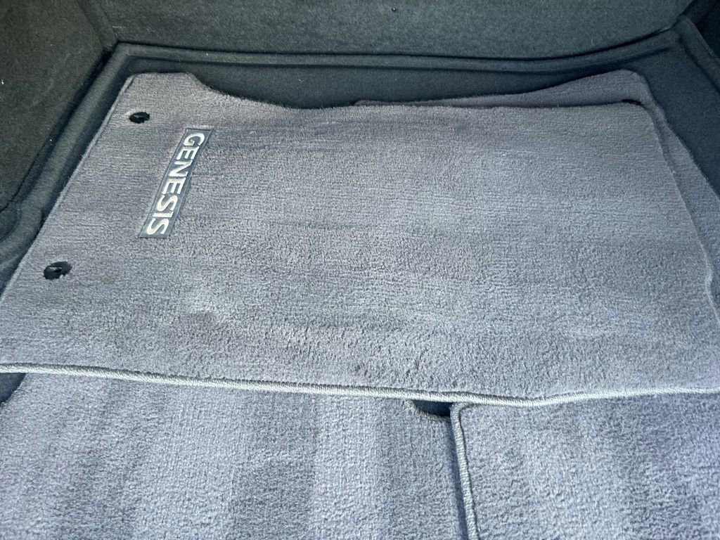 Used 2016 Hyundai Genesis 3.8 w/ Option Group 02 image 8