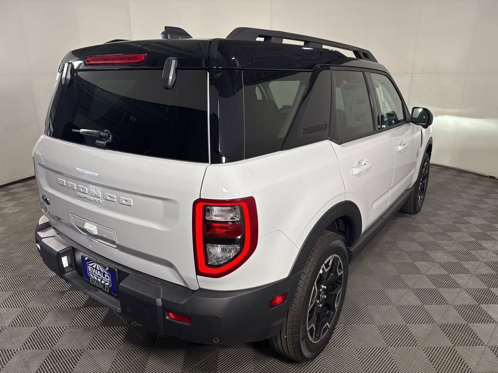 New 2025 Ford Bronco Sport Outer Banks w/ Outer Banks Tech Package+ AWD/4WD image 10