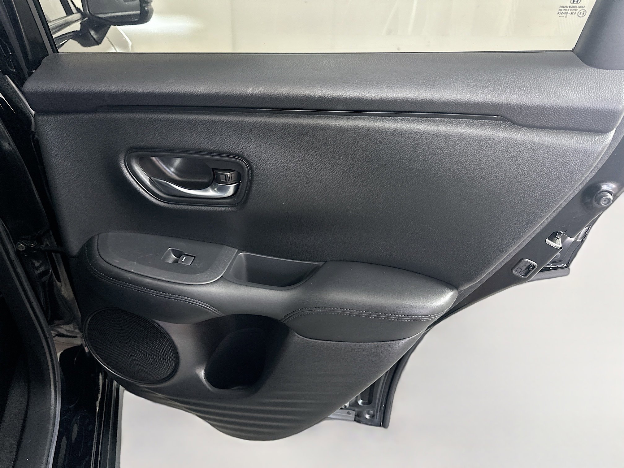 Certified 2023 Honda HR-V LX image 27