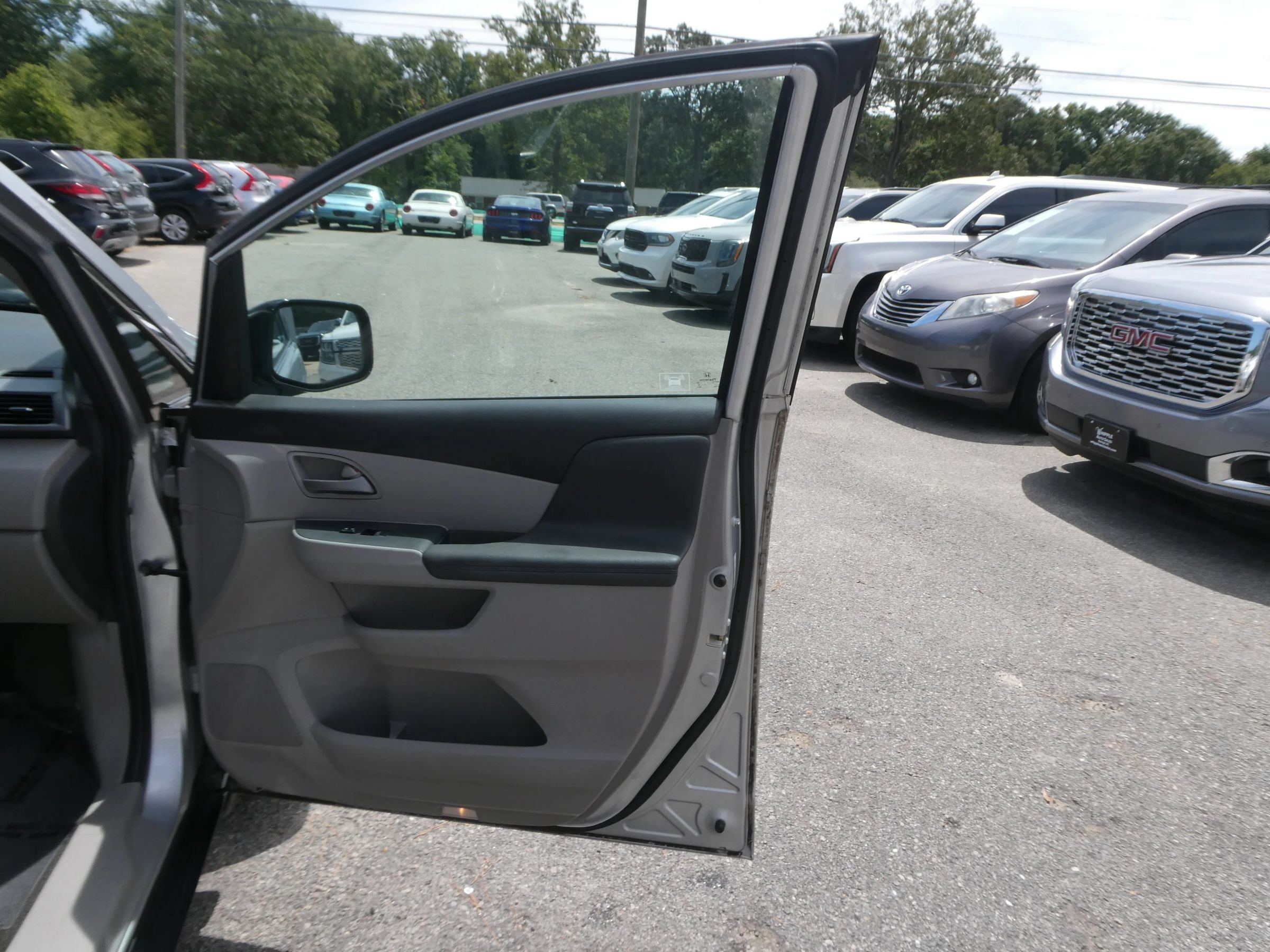 Used 2011 Honda Odyssey EX-L image 26
