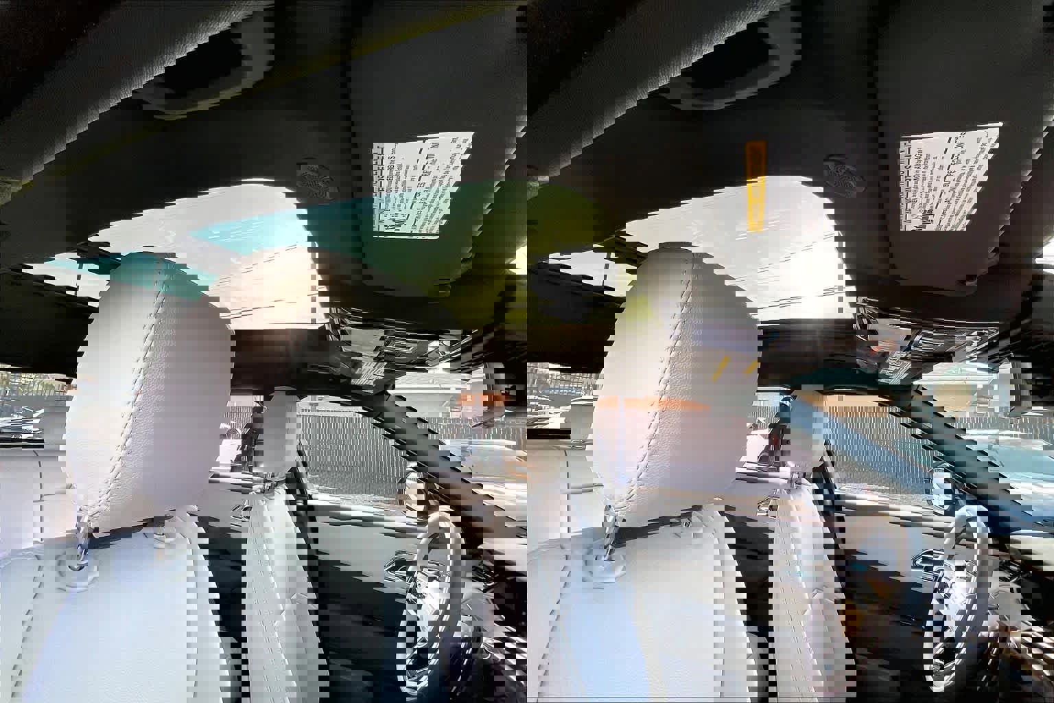 New 2026 Land Rover Range Rover Velar Dynamic SE image 29