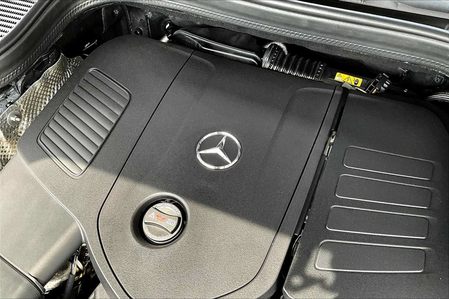 New 2026 Mercedes-Benz GLE 450e 4MATIC image 19