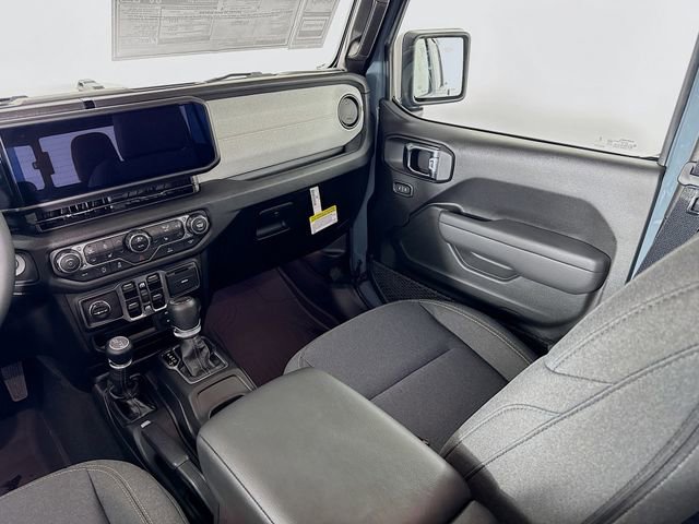 New 2025 Jeep Gladiator Sport image 25