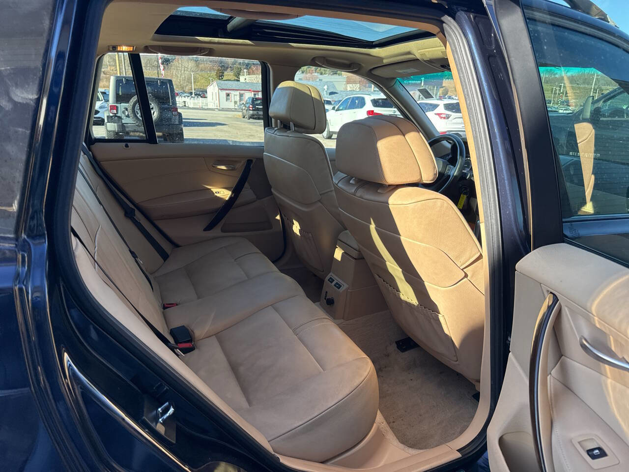 Used 2009 BMW X3 xDrive30i image 9