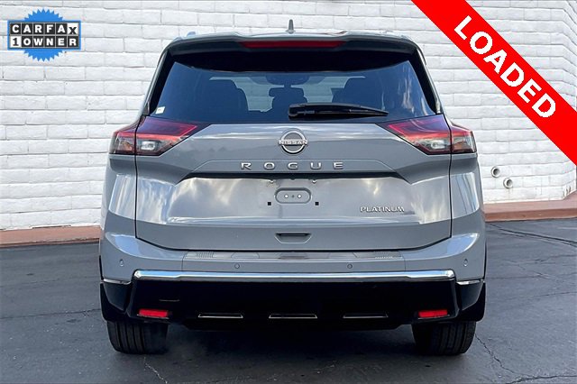 Used 2024 Nissan Rogue Platinum image 3