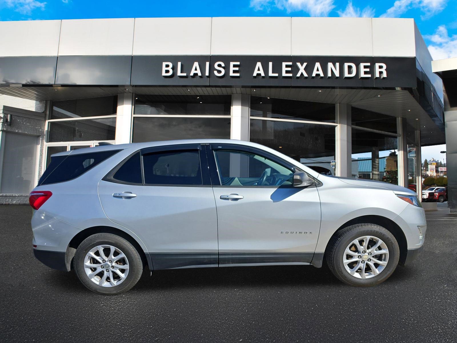 Used 2019 Chevrolet Equinox LS w/ LS Convenience Package AWD/4WD video 2