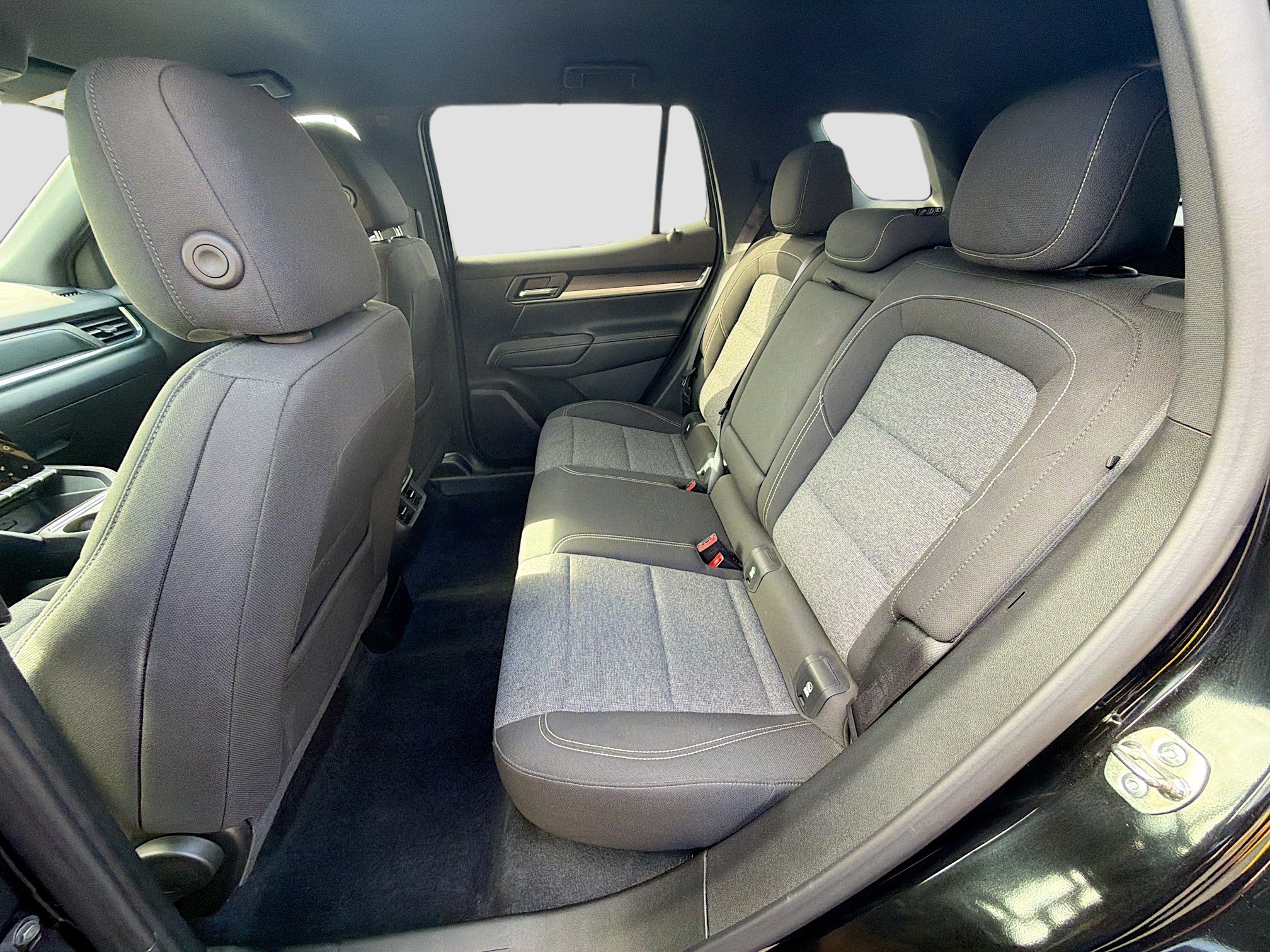 Used 2025 GMC Terrain Elevation image 20