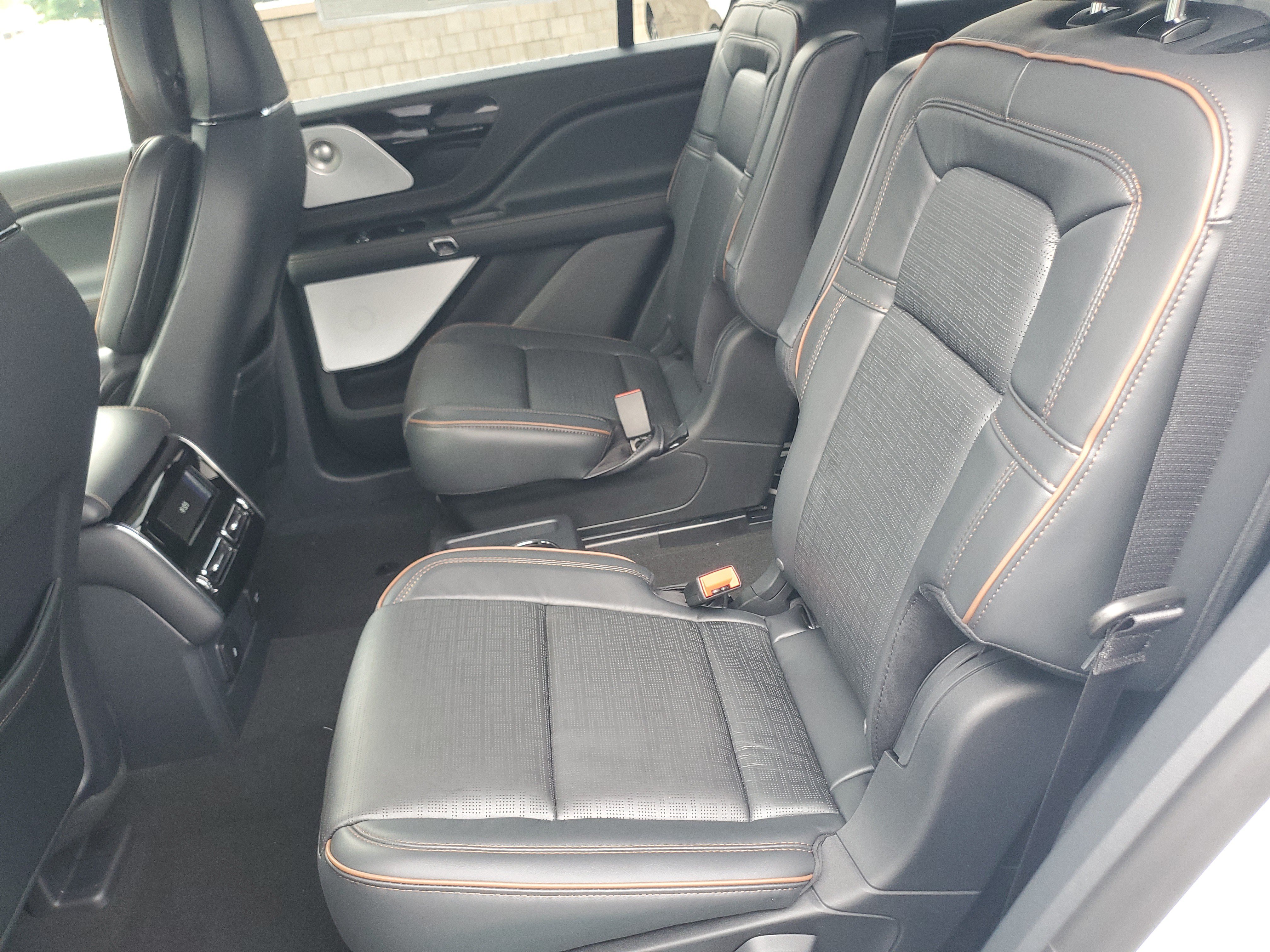 New 2026 Lincoln Aviator Black Label AWD/4WD image 26