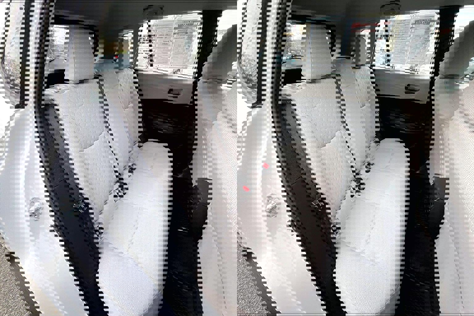 Used 2024 Toyota Corolla Cross L image 24