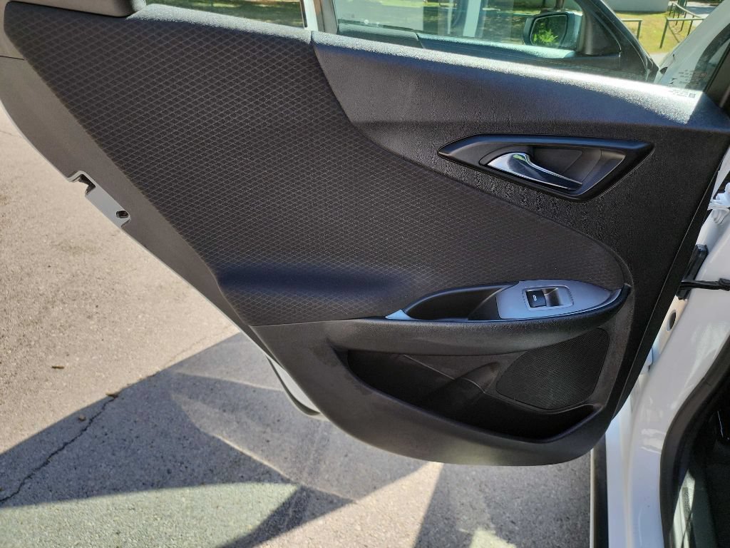 Used 2023 Chevrolet Malibu LS FWD image 23