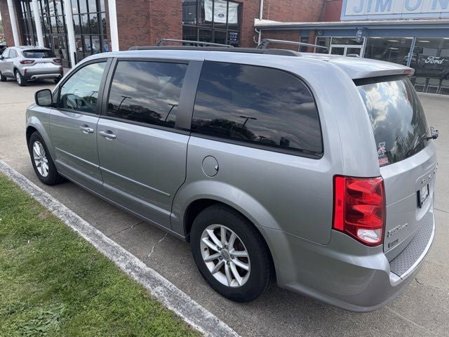 Used 2016 Dodge Grand Caravan SXT FWD image 4