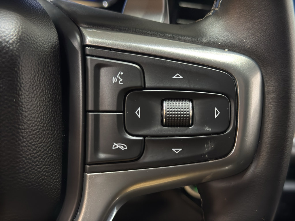 Used 2025 Chevrolet Silverado 1500 RST w/ Convenience Package II AWD/4WD image 28