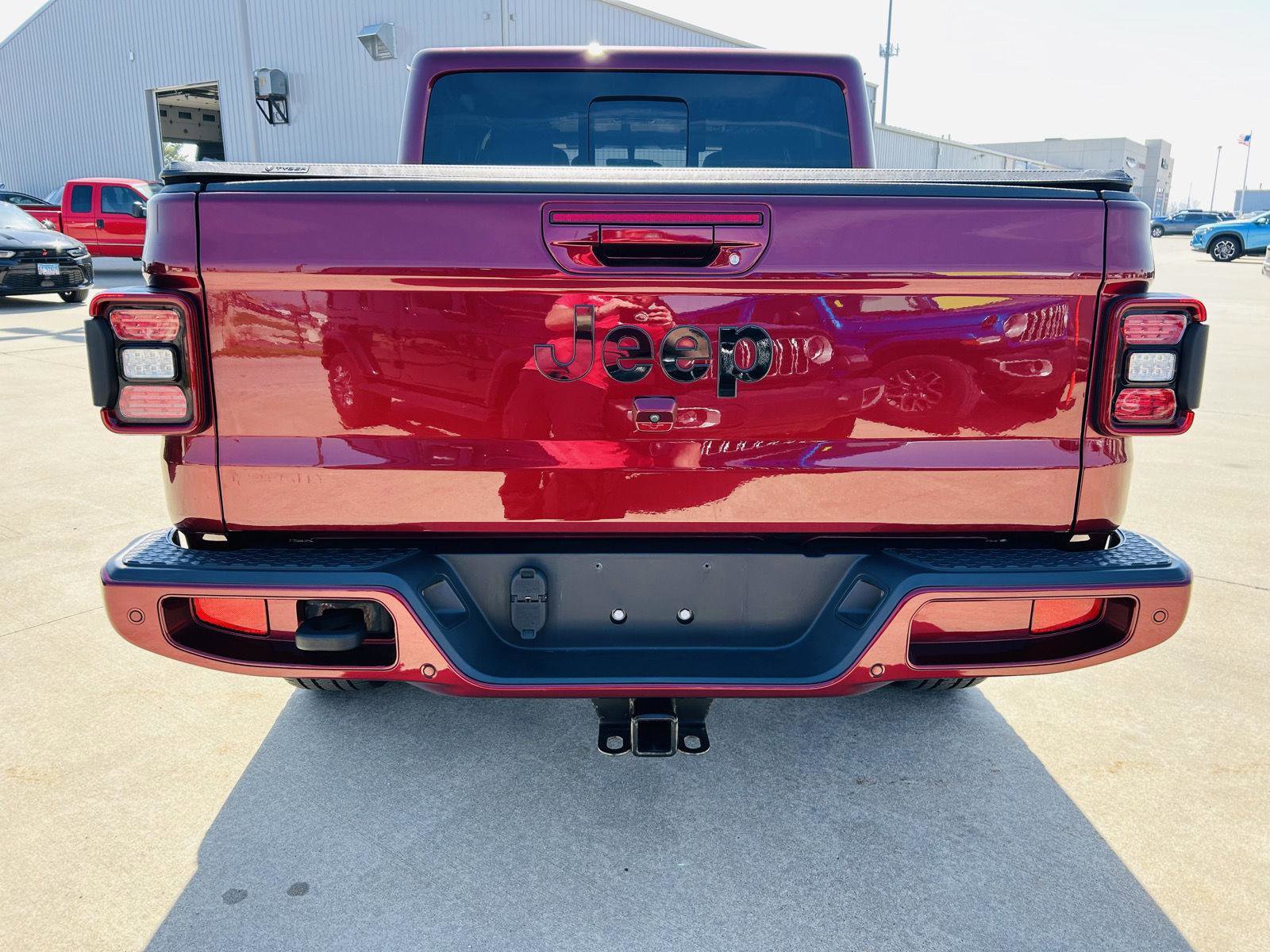 Used 2021 Jeep Gladiator Overland image 35