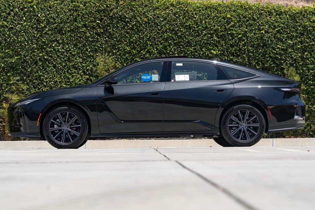New 2026 Lexus ES 350e FWD image 5