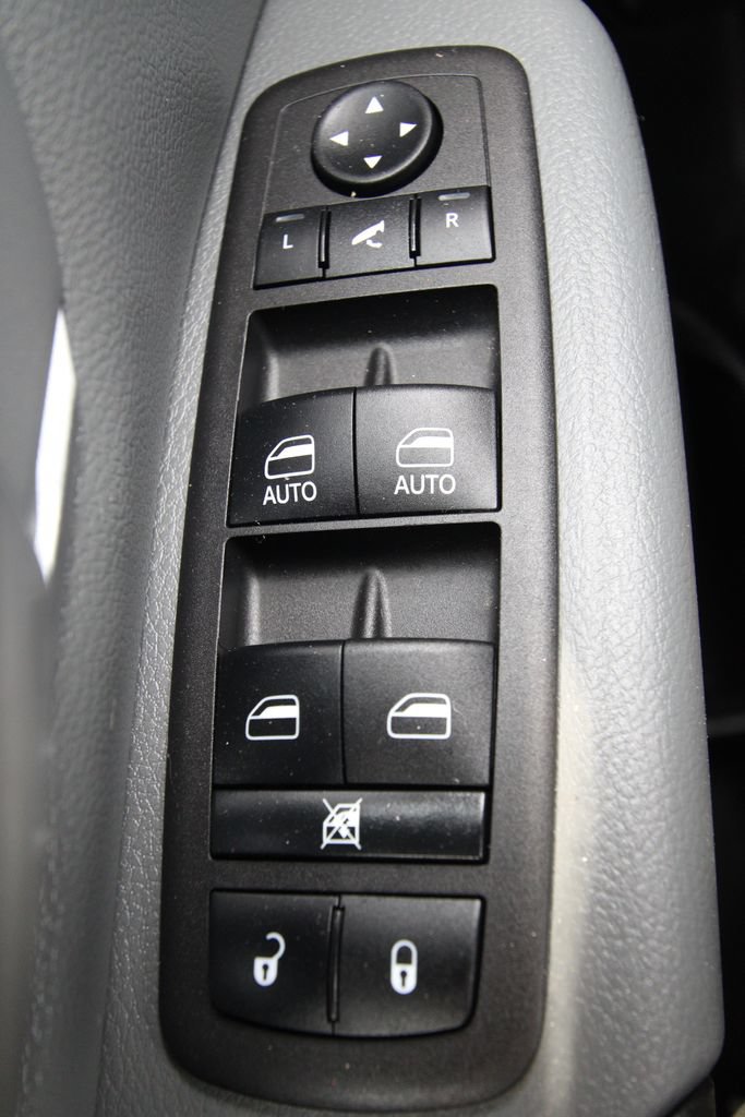 Used 2023 RAM 1500 Big Horn AWD/4WD image 24