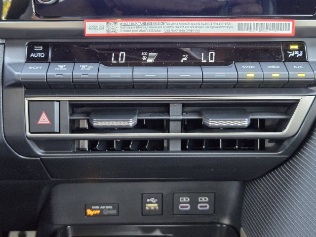 New 2026 Toyota Camry SE w/ Convenience Package FWD image 18