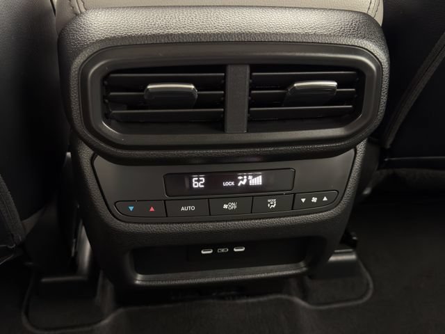 Used 2025 Honda Pilot EX-L image 25