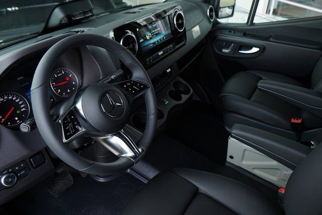 New 2026 Mercedes-Benz Sprinter 2500 image 2