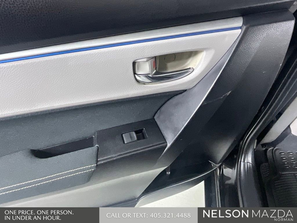Used 2016 Toyota Corolla LE FWD image 19