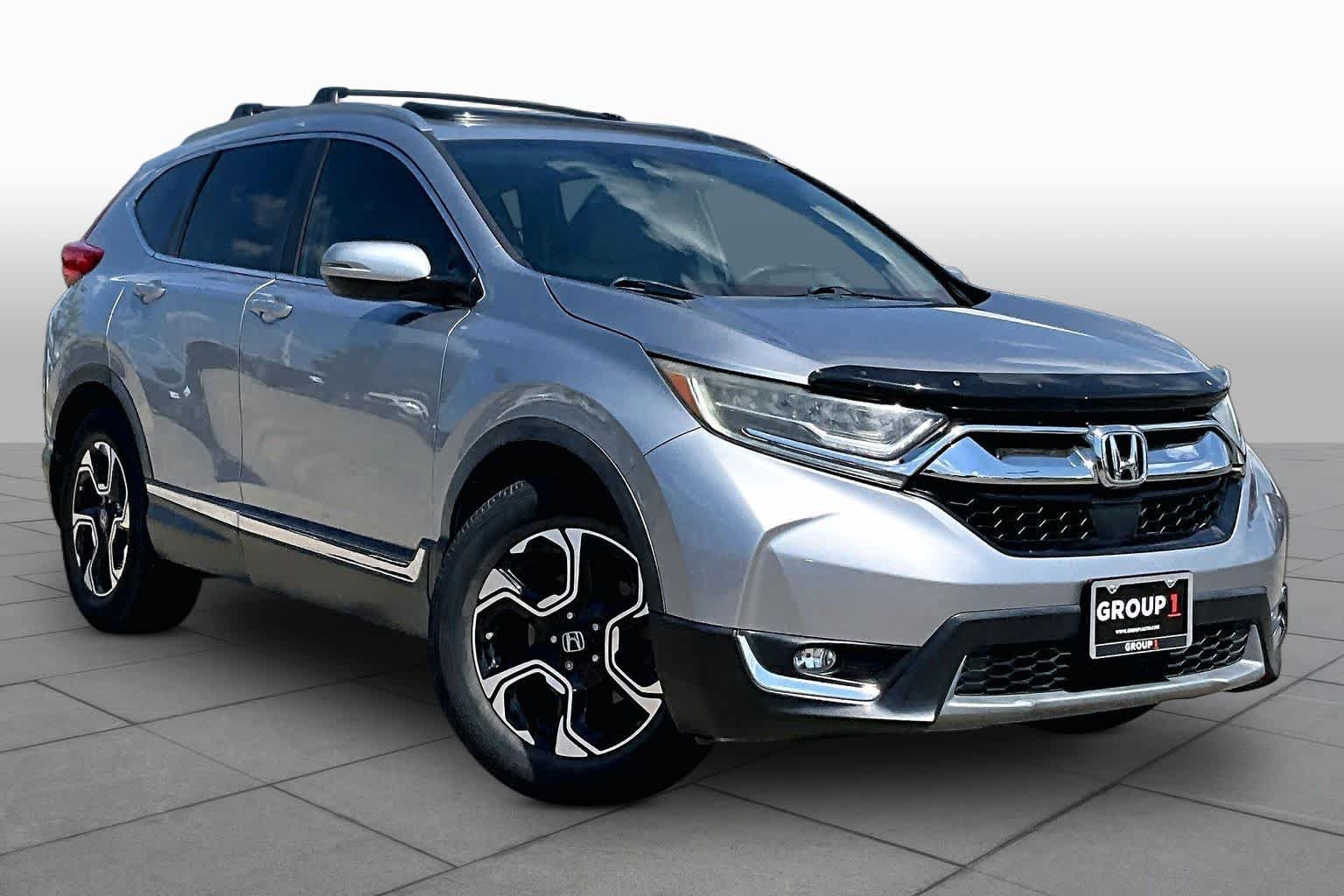Used 2017 Honda CR-V Touring image 3
