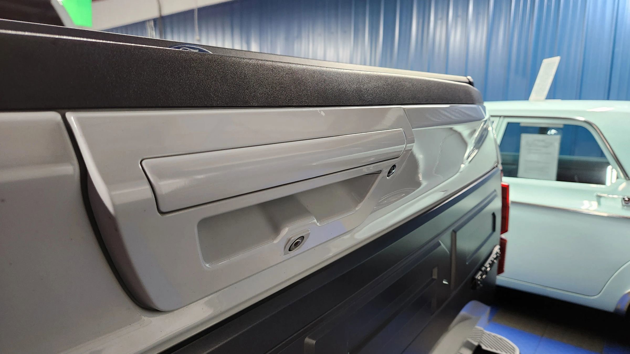 Used 2017 Ford F150 Raptor w/ Equipment Group 802A Luxury image 81