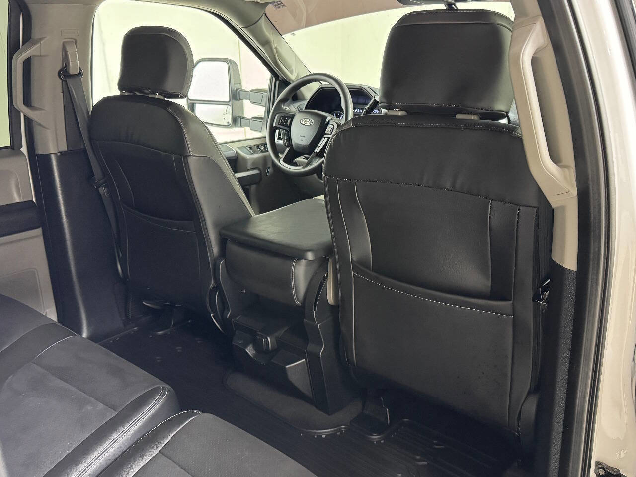 Used 2020 Ford F250 XLT image 39