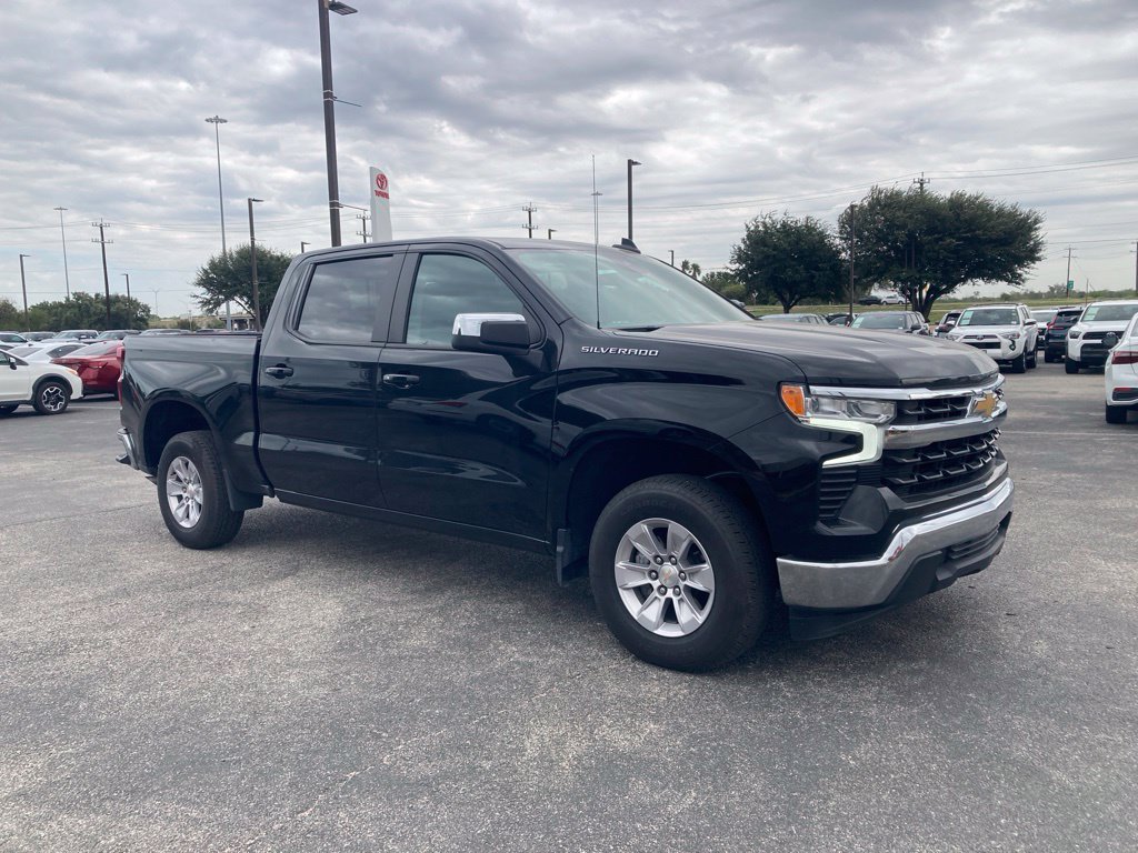 Used 2026 Chevrolet Silverado 1500 LT RWD image 3