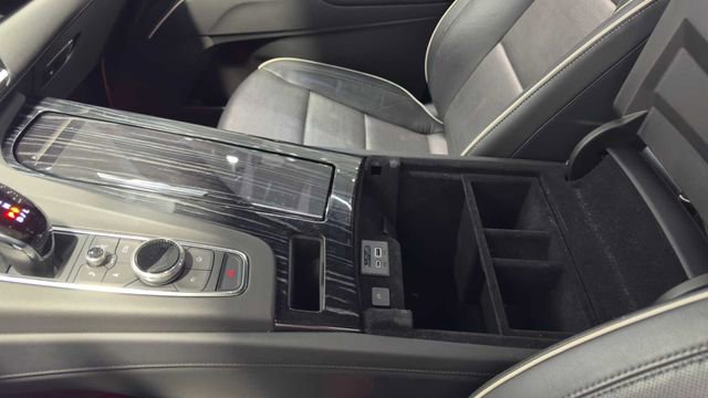 Used 2022 Cadillac Escalade Sport image 39