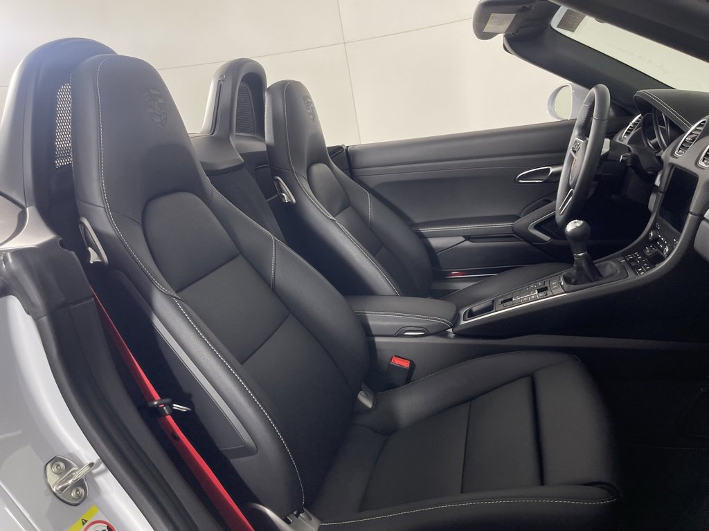 Certified 2024 Porsche 718 Boxster image 26