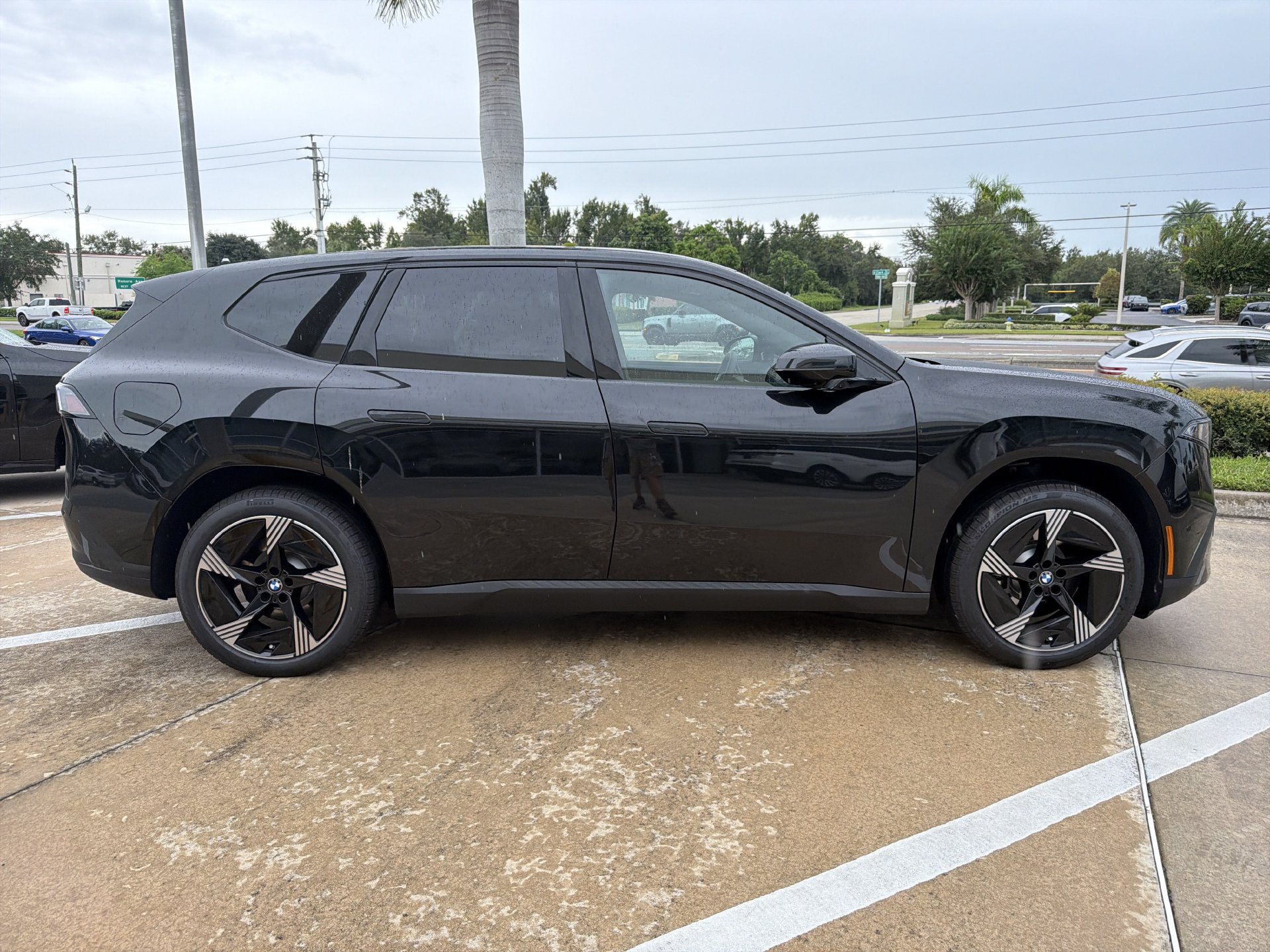 New 2027 BMW iX3 50 xDrive w/ Technology Package AWD/4WD image 3