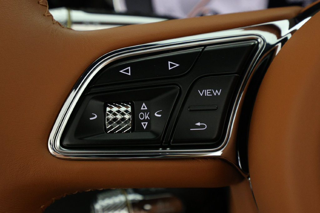 Used 2024 Bentley Continental GT Mulliner AWD/4WD image 25