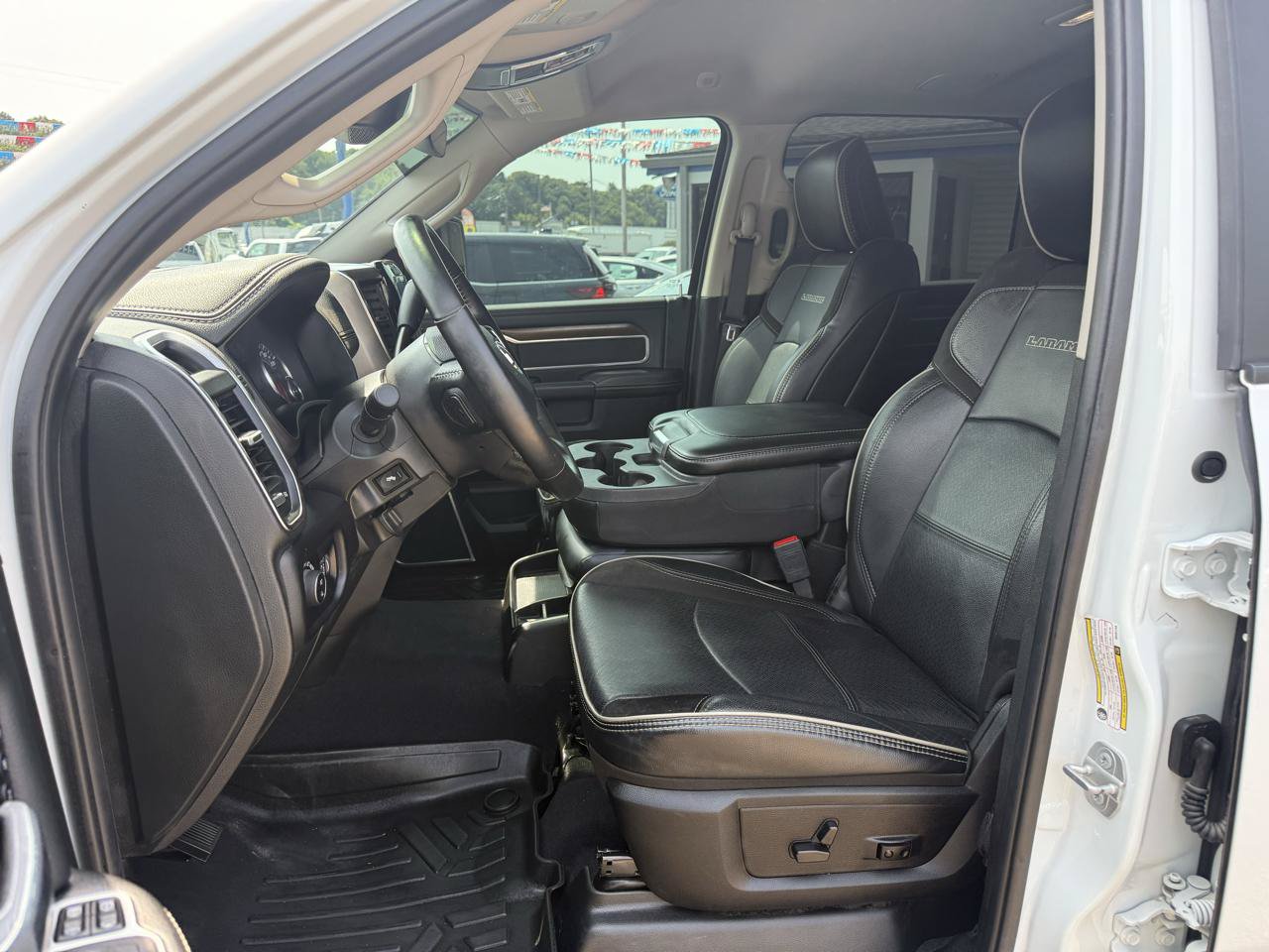 Used 2024 RAM 2500 Laramie w/ Safety Group AWD/4WD image 8