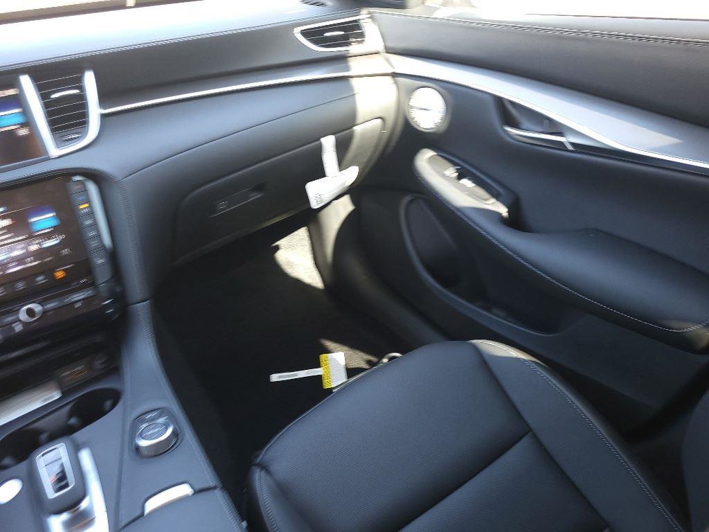 Used 2024 INFINITI QX50 Luxe FWD image 28